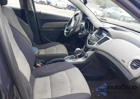 2013 Chevrolet Cruze Ls Auto z USA, uszkodzony, nr VIN 1G1PA5SG8D7146655